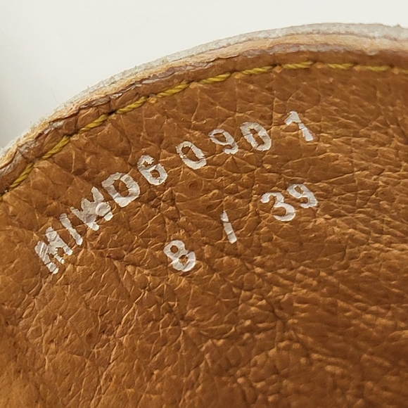 Born White and Metallic Woven Slide Sandals with Toe Ring Size 8 - Picture 9 of 10